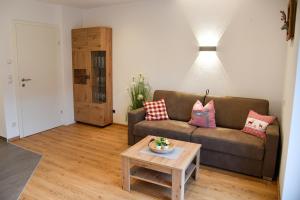 Un lugar para sentarse en Mountain View Appartements mit Blick