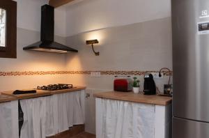 Una cocina o zona de cocina en Masia Casa Nova de n'Illa