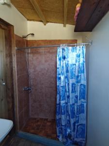 Kamar mandi di El 3Bol cabaña