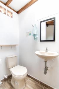Koupelna v ubytování Fami Hotel Vive Jardin