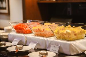 Comida no hotel ou em algum lugar perto