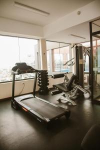Academia e/ou comodidades em Los Tallanes Hotel & Suites
