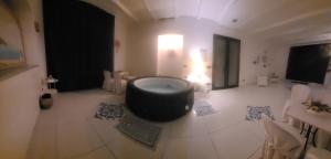 A bathroom at Hotel Club Sabbiadoro