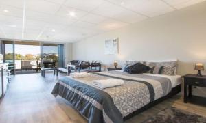 Gallery image of Beach Pacific Apartments in Waihi Beach