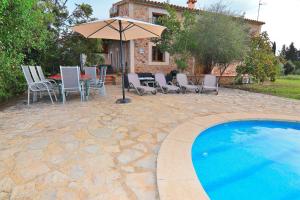 Bazén v ubytování 126 Finca Son Tresco ETV4382 by Mallorca Charme nebo v jeho okolí
