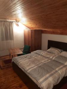 Postel nebo postele na pokoji v ubytování Vikendica Pale