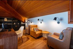 Posezení v ubytování Wanderlust Experience Hotel - BM Signature + 47 fotografií