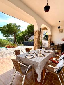 Restaurant o iba pang lugar na makakainan sa Les Terrasses de la Cisa, 20kms de BCN