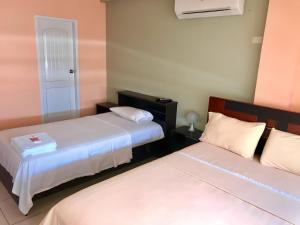 Fotografie z fotogalerie ubytování Villa Garza Inn v destinaci Guayaquil + 24 fotografií
