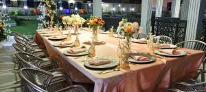 Restaurace v ubytování Bella Ella Hotel & Event Center