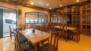 Posezení v ubytování Aloha Hotel Roxas Boulevard Manila