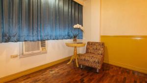 Posezení v ubytování Aloha Hotel Roxas Boulevard Manila