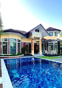 Gallery image of Meenakorn Pool Villa Satun in Ban Hua Hin