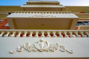 Rõdu või terrass majutusasutuses Lumbini Five Elements Hotel
