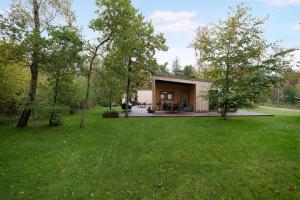 Zahrada ubytování Luxurious Wooden House In Idyllic Surroundings