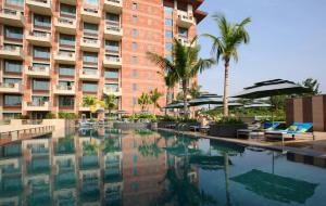 Bazén v ubytování ITC Gardenia, a Luxury Collection Hotel, Bengaluru nebo v jeho okolí