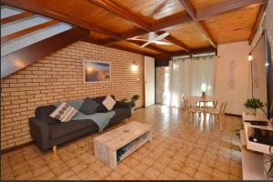 Imagen de la galería de Central 2Bed 2Storey Pool-Skywalk Kalbarri, en Kalbarri