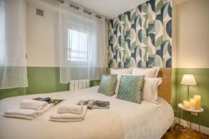 Amazing Apart New Bastille 3 Bedrooms 2 Bathrooms