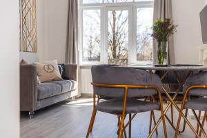 Zona d'estar a Heritage House Dane apartment