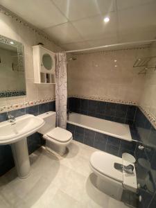 A bathroom at Playa Paraiso 27E