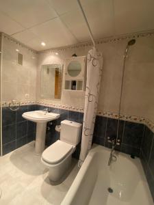 A bathroom at Playa Paraiso 27E