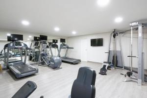 Fitness centrum a/nebo fitness zařízení v ubytování ILUNION Palmanova Mallorca