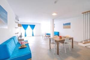 Posezení v ubytování Halos Casa Resort