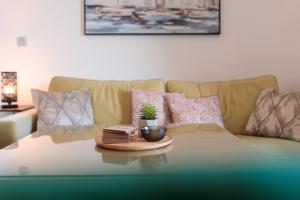 Posedenie v ubytovaní Comfortable 2 bedroom apartment Marina close to beach