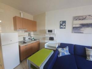 Garajonay studio apartment in the center of Torremolinos 주방 또는 간이 주방