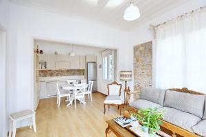 Kuchyň nebo kuchyňský kout v ubytování Villa Kamara