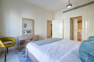 Fotografie z fotogalerie ubytování Hashtag Holiday Home - Stylish 1 Bedroom apartment in The Greens v Dubaji