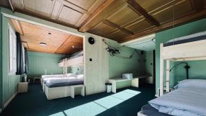 Postel nebo postele na pokoji v ubytování Hotel Alpina Einhorn - Self-Check-In