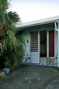 Budova, kde se apartmán nachází + 7 fotografií