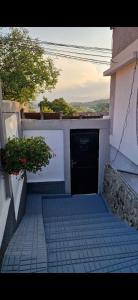 Balkón nebo terasa v ubytování Dominic House