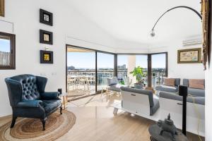 Galeriebild der Unterkunft WELCS APARTAMENTO 106 EMP con PISCINA PRIVADA in Empuriabrava