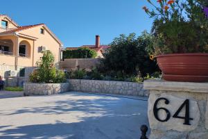 Gallery image of Apartments with parking space Rtina - Miocici, Zadar - 22001 in Ražanac