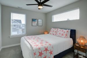 Cama ou camas em um quarto em Good Vibes And High Tides