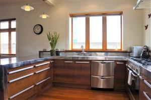 ニュープリマスにあるThe Buller Bungalow - fall in love with this homeのギャラリーの写真