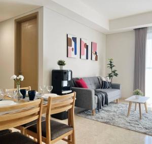 Χώρος καθιστικού στο Sunny Seaview 3 BR Condo at PIK