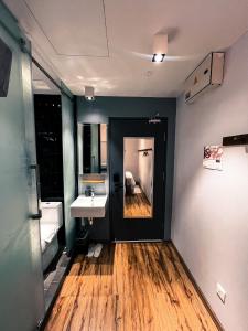 Koupelna v ubytování TOOJOU Kota Kinabalu