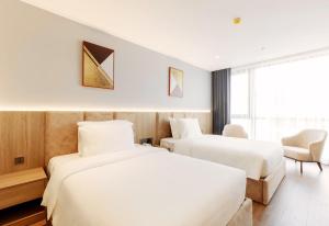 Afbeelding uit fotogalerij van Hùng Vương Hotel in Móng Cái