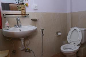 Koupelna v ubytování Himalaya Inn