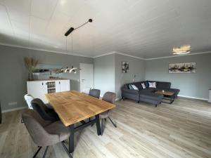 Posezení v ubytování Landhaus Dünen + 15 fotografií