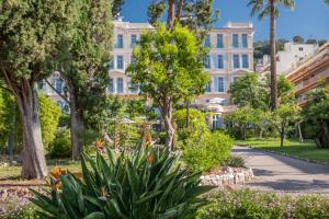 Сад в Hôtel Miléade L'Orangeraie - Menton