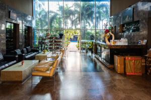 Khu vực ghế ngồi tại Nam Talay Condo