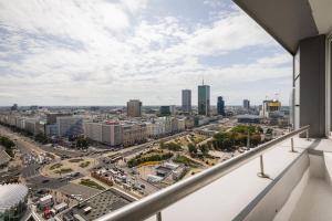 Výhľad na mesto Varšava alebo výhľad na mesto priamo z apartmánu