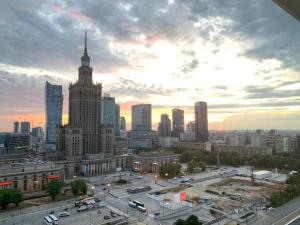 Výhľad na mesto Varšava alebo výhľad na mesto priamo z apartmánu