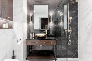 Kúpeľňa v ubytovaní Apartamenty DEO PLAZA by Rent like home