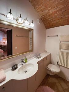 Un baño de Grotto Flora B&B Chambres de charme