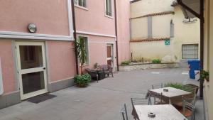 Hoone, kus hotell asub